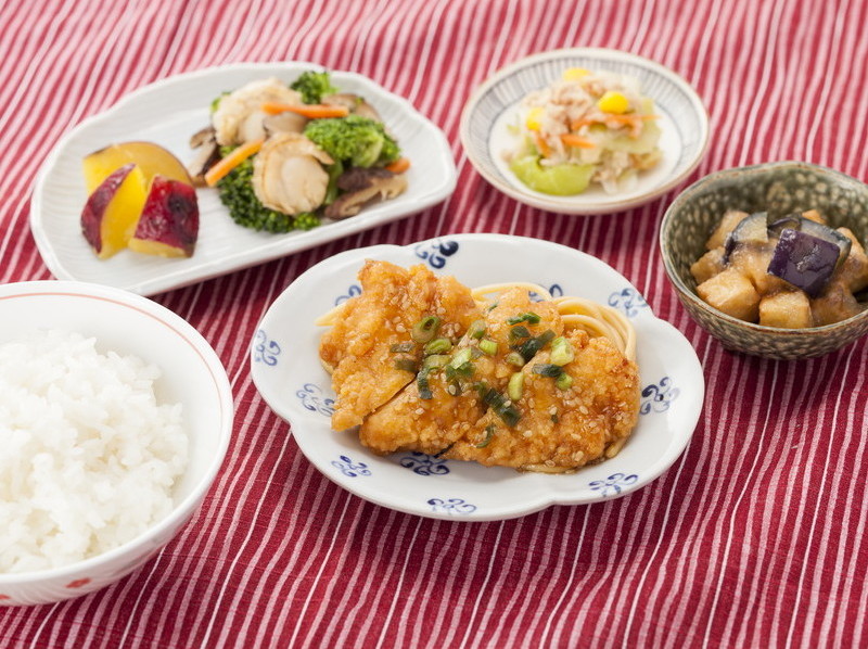 鶏の唐揚げ甘辛胡麻醤油