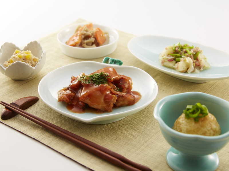 鶏のトマトソースとじゃが芋の洋風煮